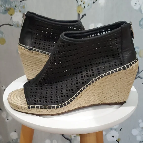 Vince Camuto Perforated Leather Wedges Size 8 - Picture 1 of 5
